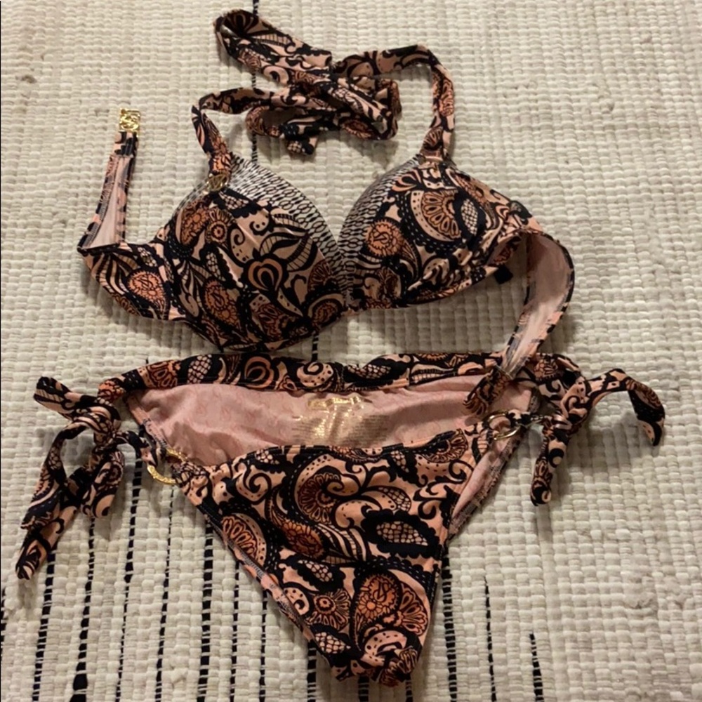 Vs push up swimsuit